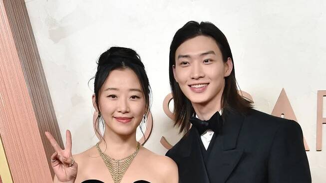 XO, Kitty Stars Sang Heon Lee & Gia Kim Brought Tabis & Statement Jewelry to the Oscars 2025 — See Photos