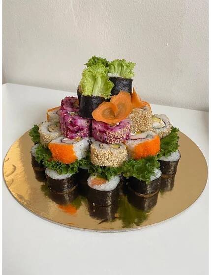 Sushi dort 40ks - maki, uramaki (chlazené, neposíláme) PLATBA POUZE PŘEDEM