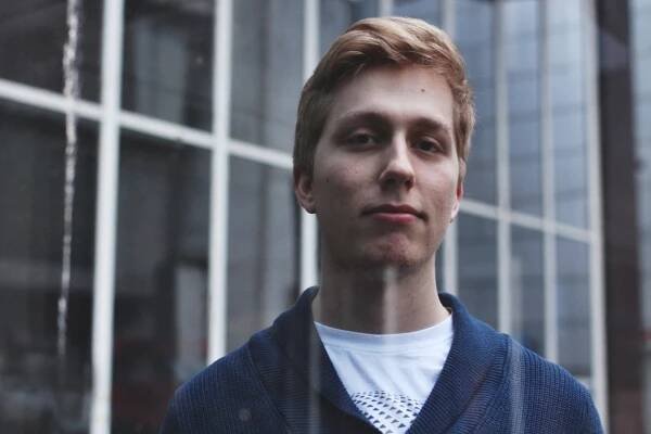 Šimon Holý | Radio Wave