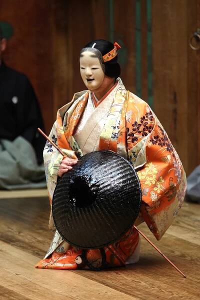吉野静 （よしのしずか）
