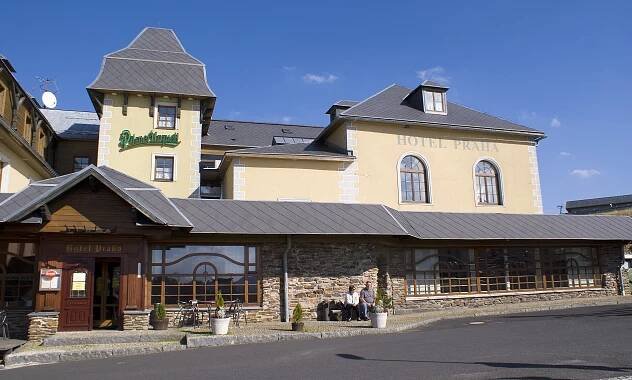 Soubor:Hotel Praha, Boží Dar (2).jpg – Wikipedie