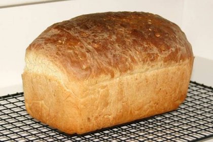 Pečení chleba doma v troubě - Domácí kutil