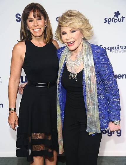 Joan Rivers gets showbiz send-off with New York funeral