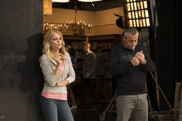 Epizody - Epizoda 5 - Z filmu - Mircea Monroe, Matt LeBlanc