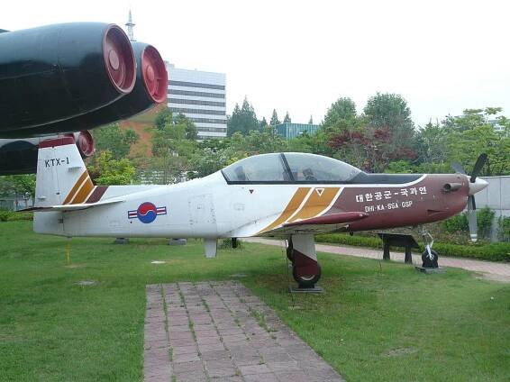 KOR - KAI KT-1 Woongbi : Ostatní - zatím nezařazeno