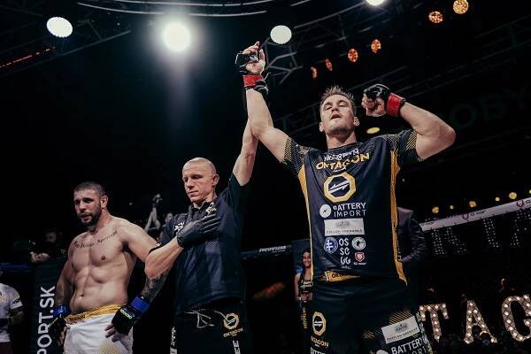 Viktor Pešta - životopis a zápasy MMA bojovníka