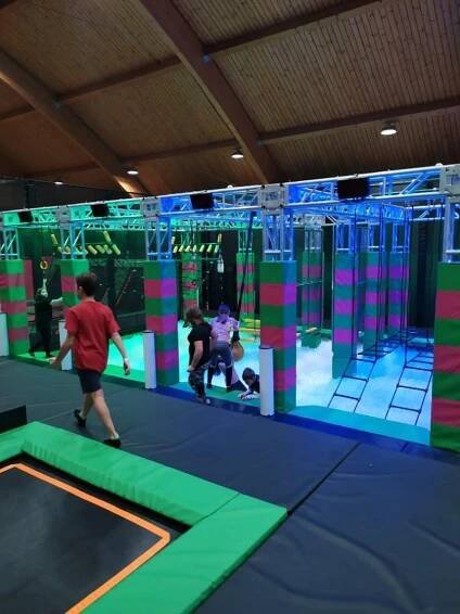 Sport Centrum Morava - Trampolínové Centrum - Základní škola Sportovní Uherské Hradiště