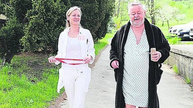 Kuželka musí NA OPERACI: Nález na střevech!