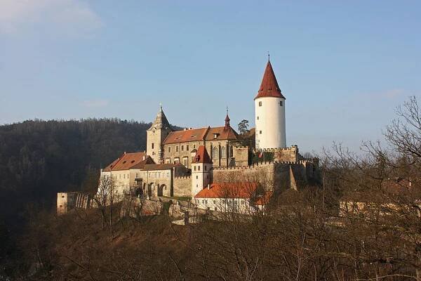 Soubor:Křivoklátsko - hrad Křivoklát.jpg – Wikipedie