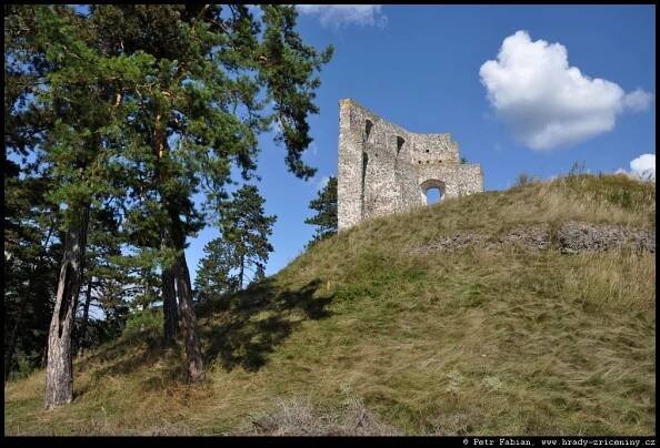 Hrad Dobrá Niva / hrady-zriceniny.cz