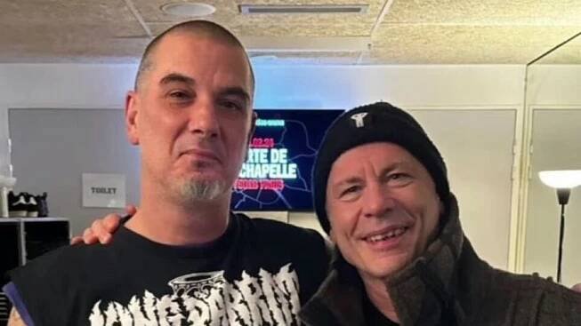 See BRUCE DICKINSON join PANTERA in Paris for "Walk"