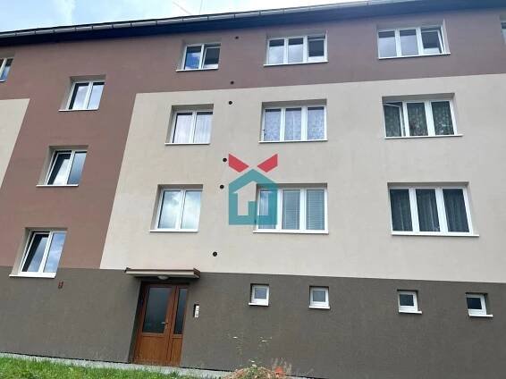 Prodej, Byty 3+1,  76m2 + 2 sklepy a koje - Nová Pec na Šumavě - turisticky žádaná lokalita, obrázek č. 2