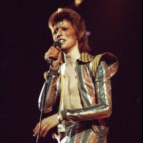 Here’s What David Bowie Kept in His Makeup Bag