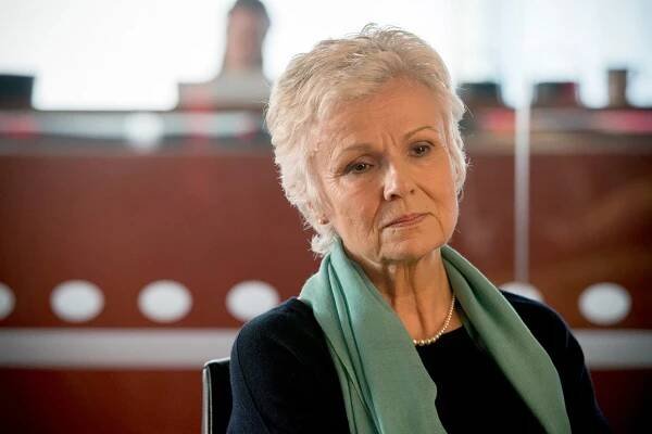 National Treasure - Episode 3 - Z filmu - Julie Walters