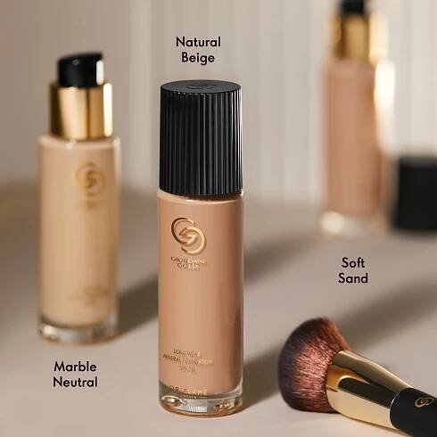 Dlouhotrvající minerální make-up Giordani Gold SPF 20