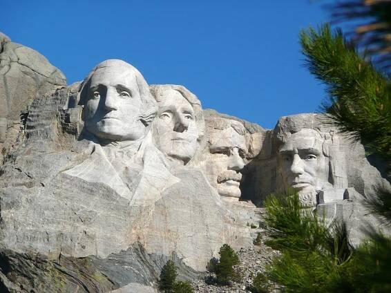 Road Trip From Chicago To Mount Rushmore in 2025 | Mount rushmore, National monuments, National parks