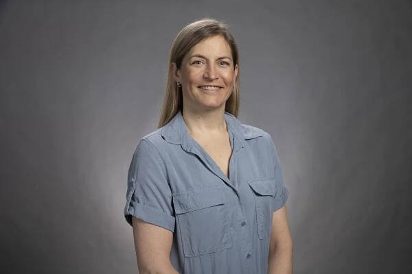 Portrair of Becky Weaver