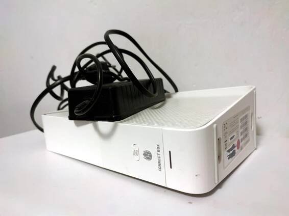 UPC Router Compal CH7465LG-LC (až 500Mbps,4xGigE,2.4+5GHz AC WIFI)