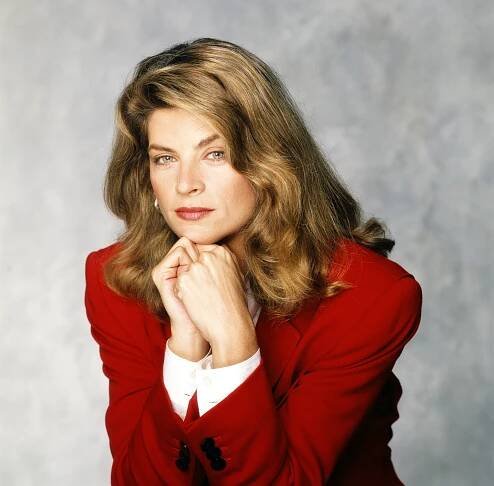 Kirstie Alley, Emmy-Winning ‘Cheers’ Actress, Dies at 71