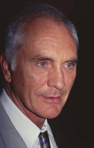 Zemřela hvězda Supermana Terence Stamp (†87): Ikonický Zod se málem stal Bondem!