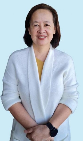 DR. JOAN CASTRO