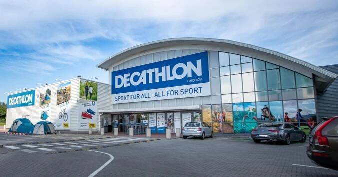 Řetězec Decathlon stahuje z prodeje extrémně nebezpečný výrobek, který si zakoupily tisíce Čechů. Pokud ho máte doma, ihned ho vraťte