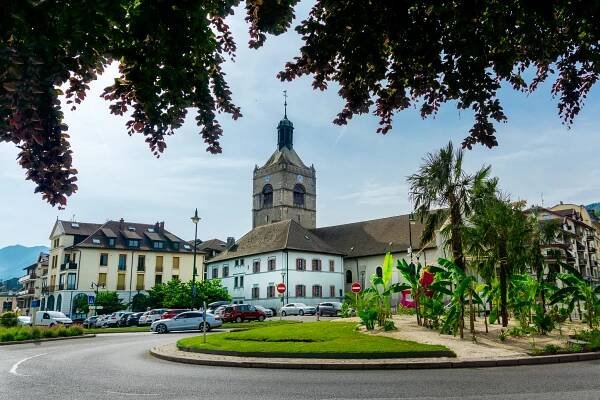 10+ Things To Do In Evian les Bains, France
