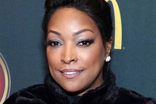 9 Astounding Facts About Kellita Smith