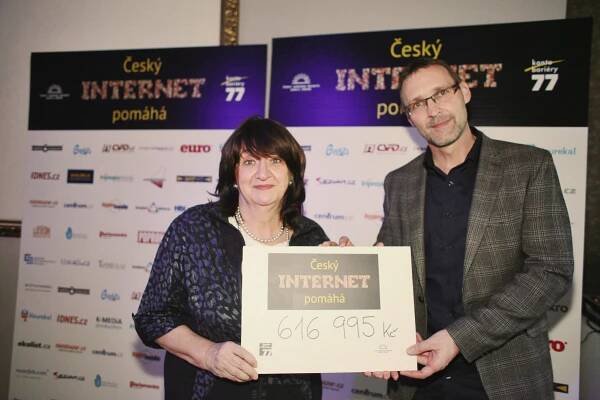 CHARITA PŘES INTERNET FUNGUJE - Tipy a novinky