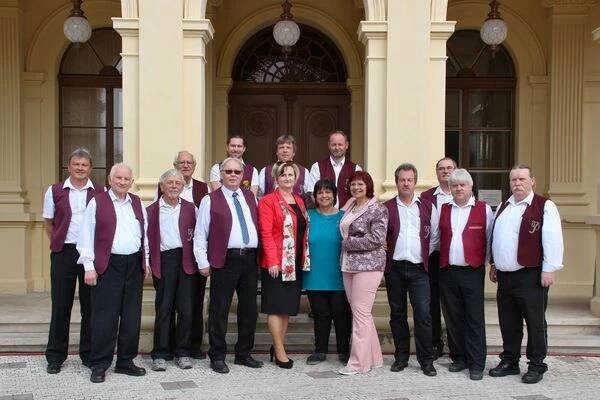 Dechová hudba PODZVIČINKA foto 1