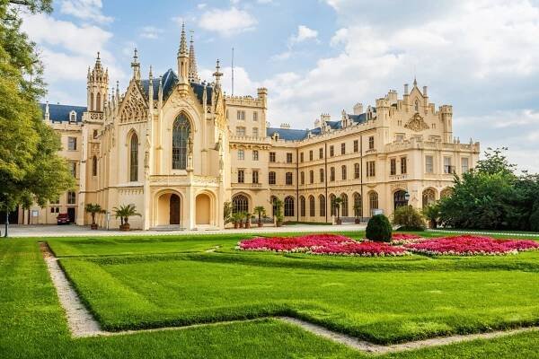 PŘEHLED: Česko plné turistů. Podívejte se, kam míří nejčastěji