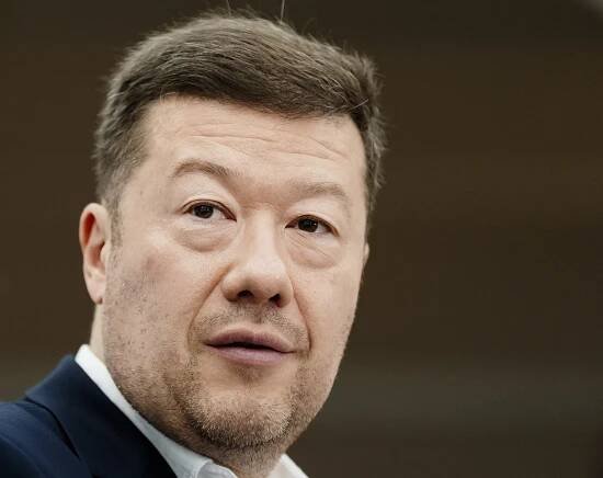 KOMENTÁŘ: F-35, nebo jídlo pro děti? Jaké jsou priority? ptá se Okamura