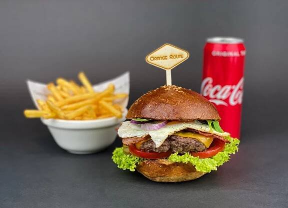 Orange Route Burger + hranolky