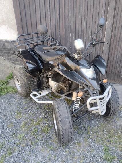 Prodám atv čtyřkolku LYDA 203   (obsah 250ccm )
