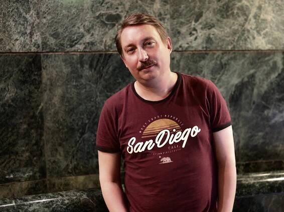 Ostrava mi dala morální kompas, říká herec Robert Mikluš