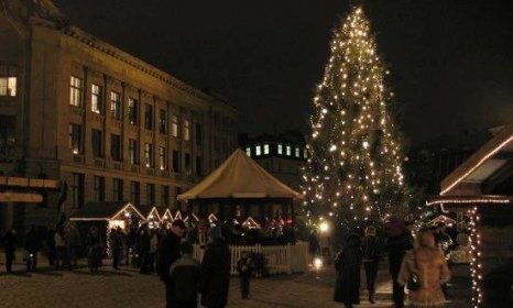 ▷ Vánoční trhy Uherské Hradiště 2024: Průvodce adventními trhy