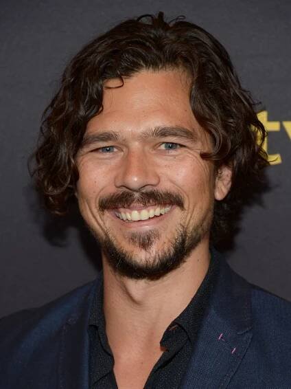 Luke Arnold - Actor