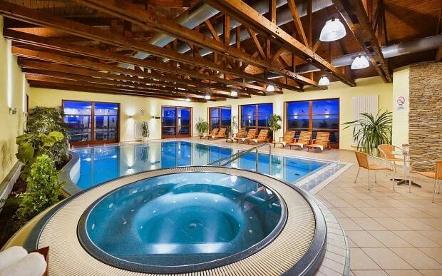 Jižní Morava: Relaxace ve stylovém Hotelu Happy Star **** se snídaní formou bufetu a neomezeným wellness