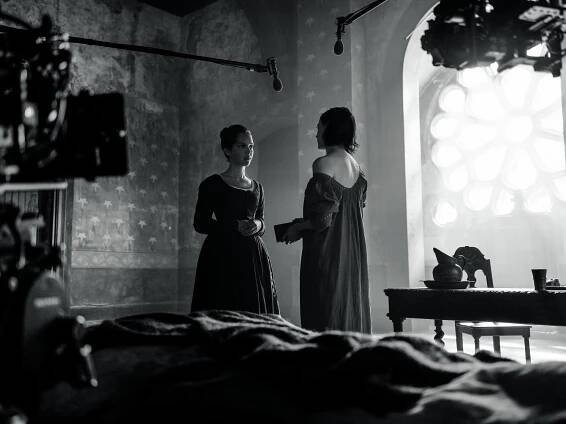 Lyna Khoudri - Tři mušketýři: Milady - Z natáčení