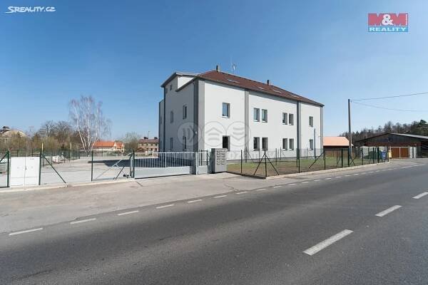 Prodej bytu 1+kk 42 m², Důl Libušín, Libušín