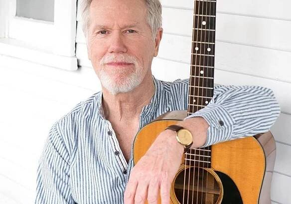 Staff Picks: Loudon Wainwright III, Valley Voices Story Slam, 13th Floor Music Lounge show, and Irish music