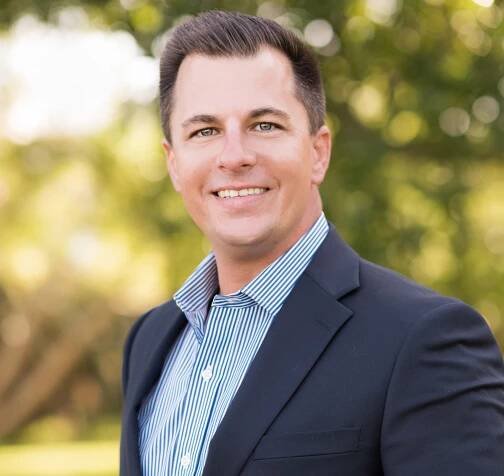 Pensacola Headshot Photographer - Pro Headshots