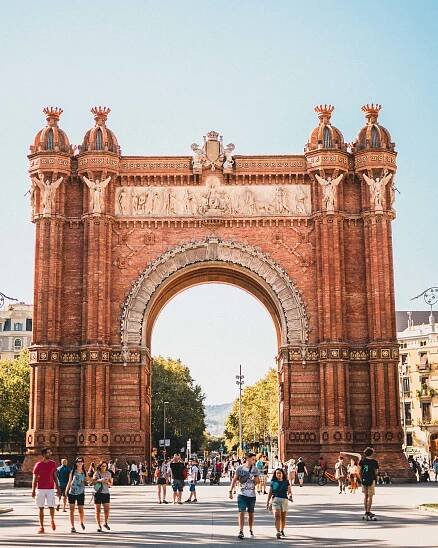 20+ Barcelona Travel Tips You Must Know Before Your First Visit