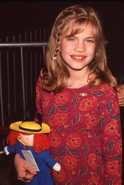Anna Chlumsky in 1991