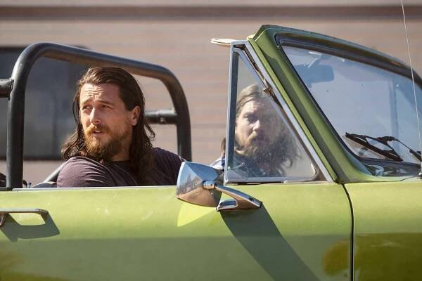 Ben Robson as Craig and Jake Weary as Deran in season 6 of 'Animal Kingdom'