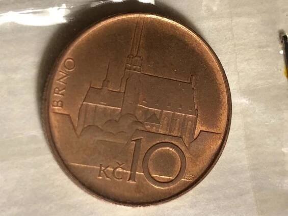 Vzácná desetikoruna z roku 1993 raketově roste na ceně. Kdo ji má v peněžence, může již vydělat přes půl milionu korun