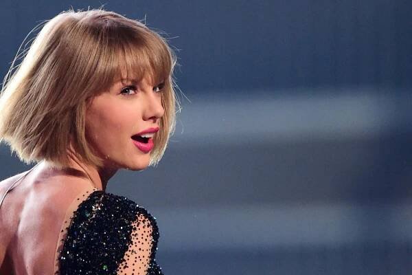 Taylor Swift at the 58th Grammy Awards in LA, 2016
