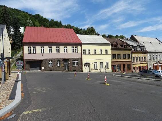 Trolejbusy v Praze - Jáchymovská trolejbusová archeologie