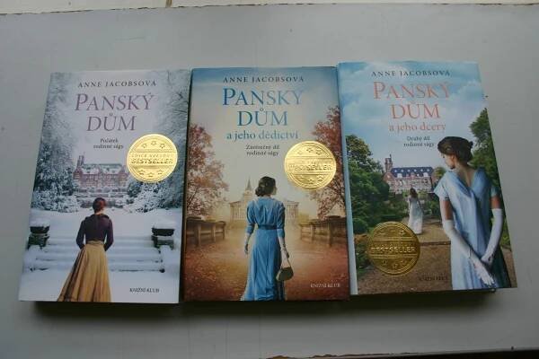 3X ANNE JACOBSOVÁ- PANSKÝ DŮM
