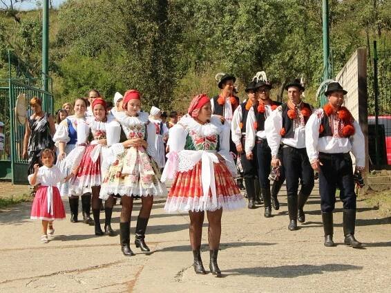 Ostrožská Lhota slavila 650. výročí. Gratulovat přijel také Ondráš